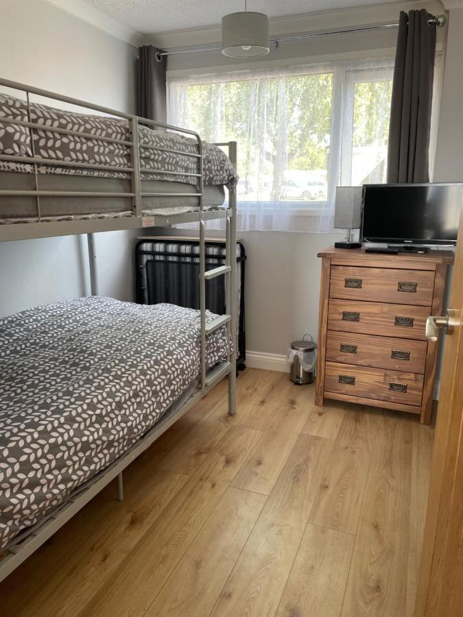 265 Belle Aire, Modern Property 햄스비 외부 사진